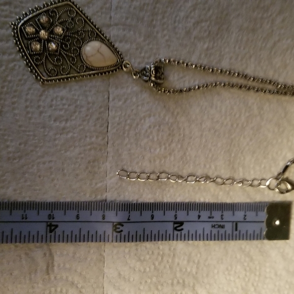 🏷Elegant Pendent Necklace Silver - Picture 3 of 3